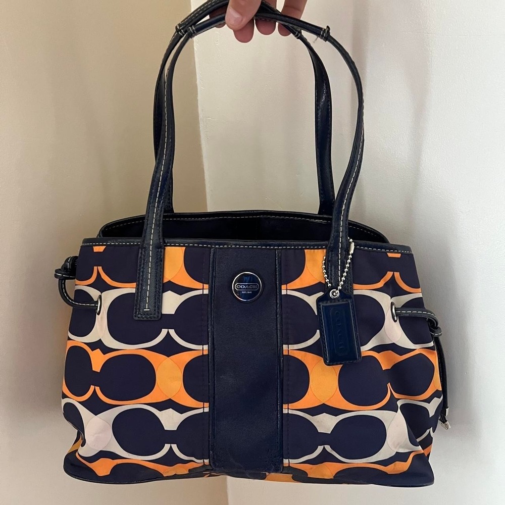 Y2K 2000s signature c monogram coach carryall tote shoulder bag / handbag